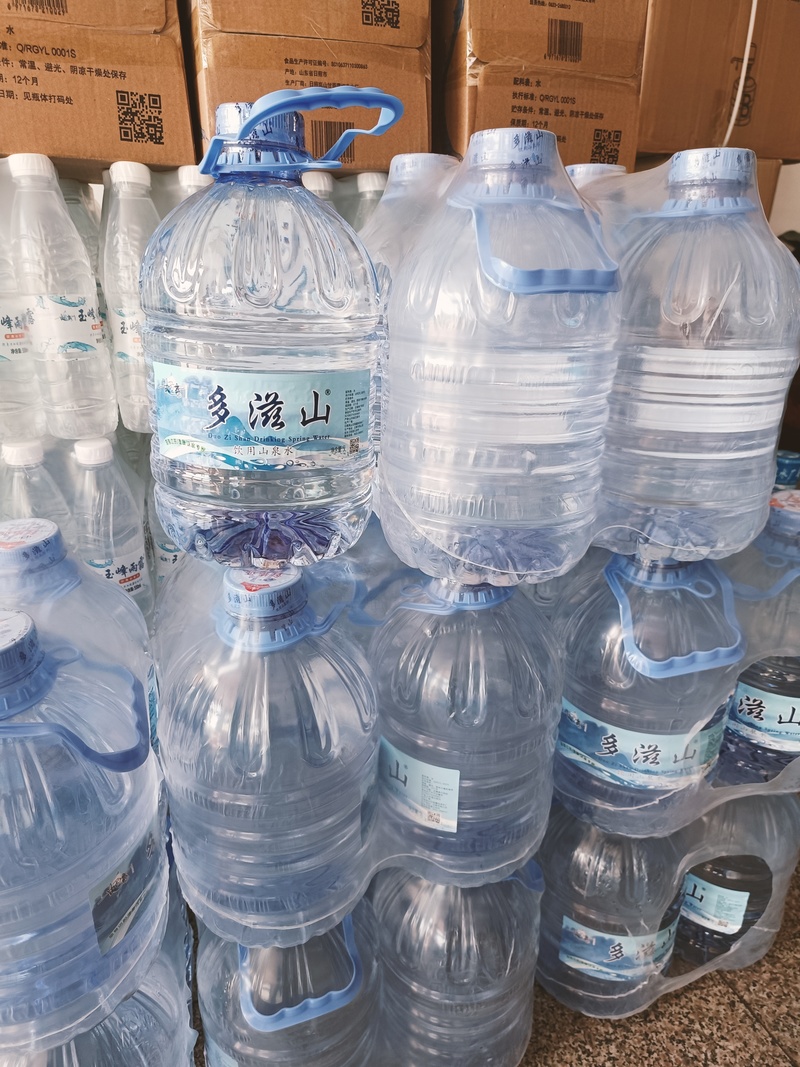 多滋山一次性桶装水